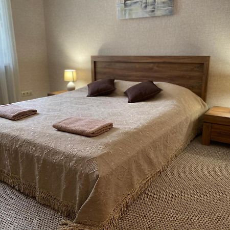 Family Apartment ลวีฟ ภายนอก รูปภาพ