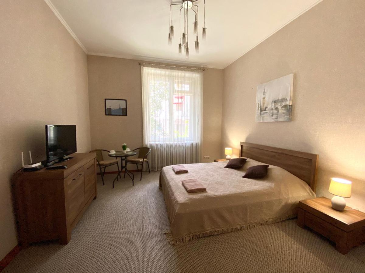 Family Apartment ลวีฟ ภายนอก รูปภาพ