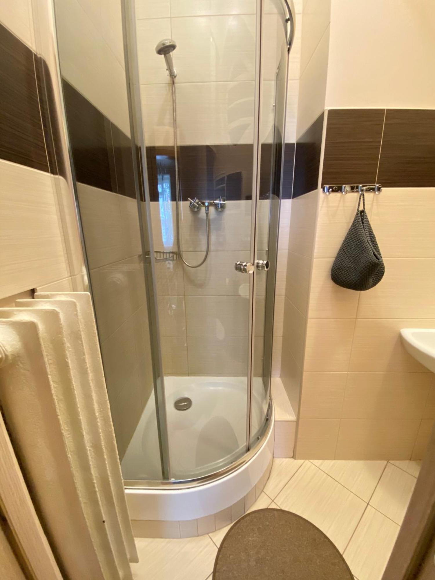 Family Apartment ลวีฟ ภายนอก รูปภาพ